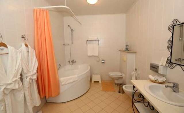Гостиница Resident Hotel Berezki Кугеси-48
